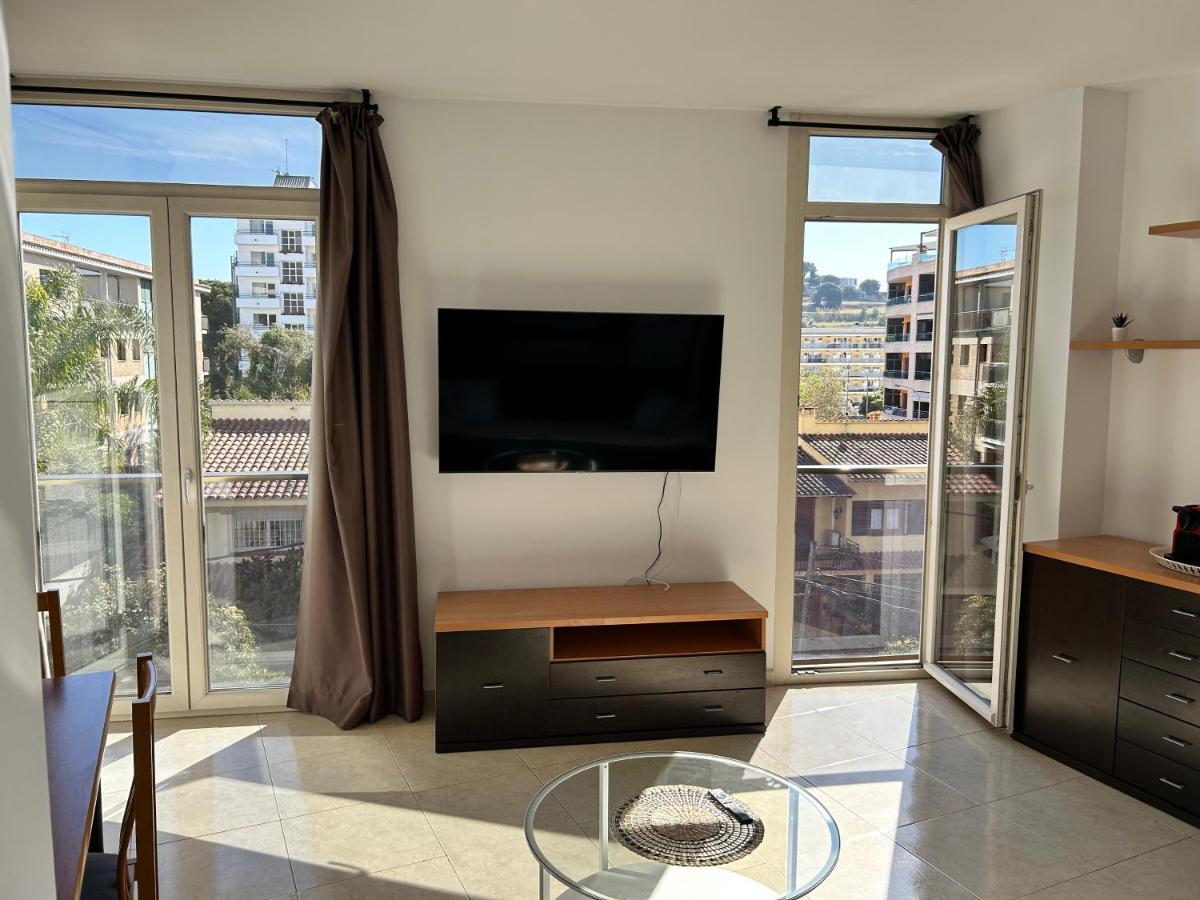 Apartaments Superiors Mtb Only Couples Lloret de Mar Eksteriør bilde