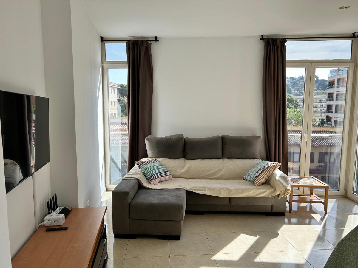 Apartaments Superiors Mtb Only Couples Lloret de Mar Eksteriør bilde