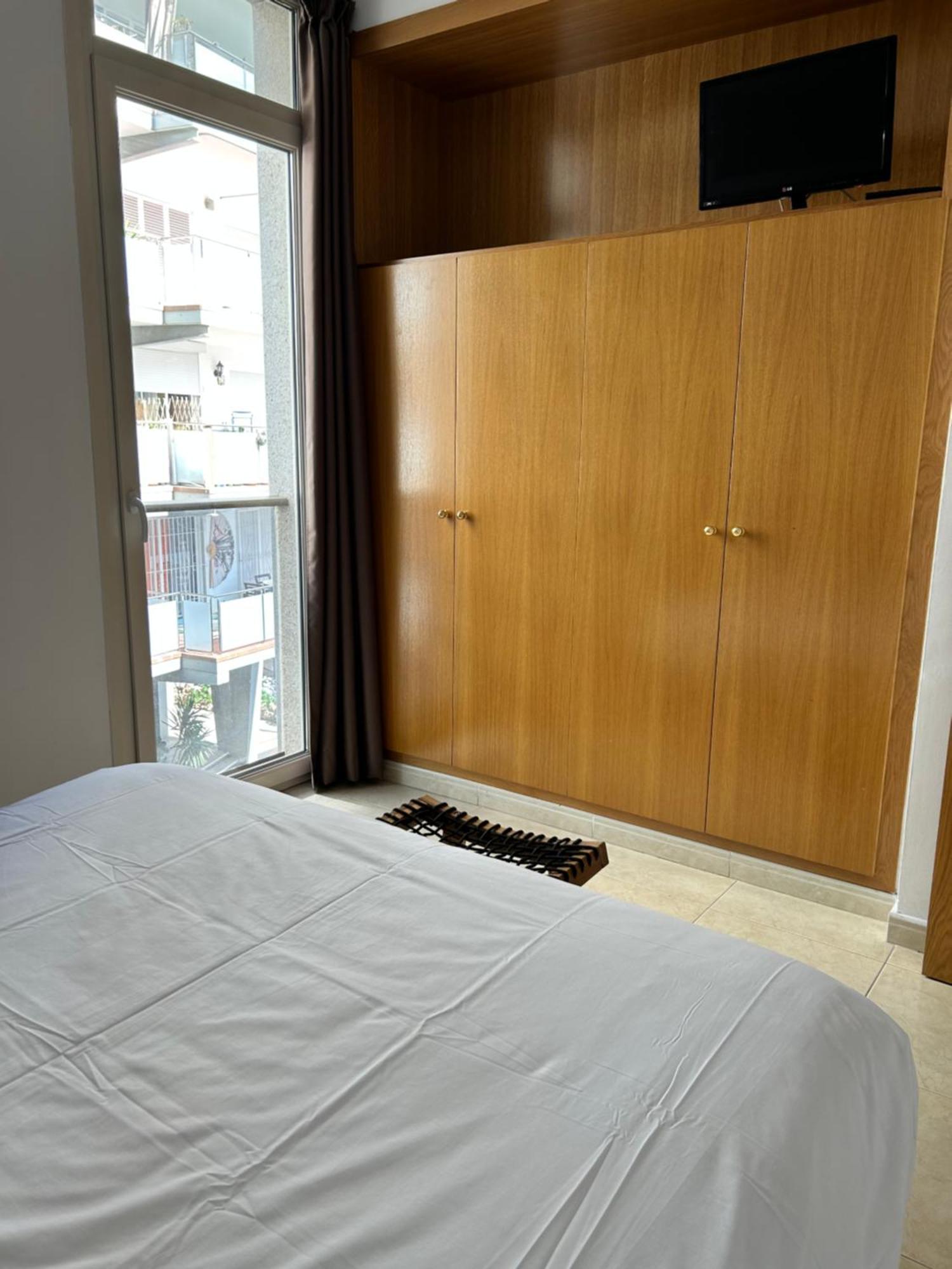 Apartaments Superiors Mtb Only Couples Lloret de Mar Eksteriør bilde