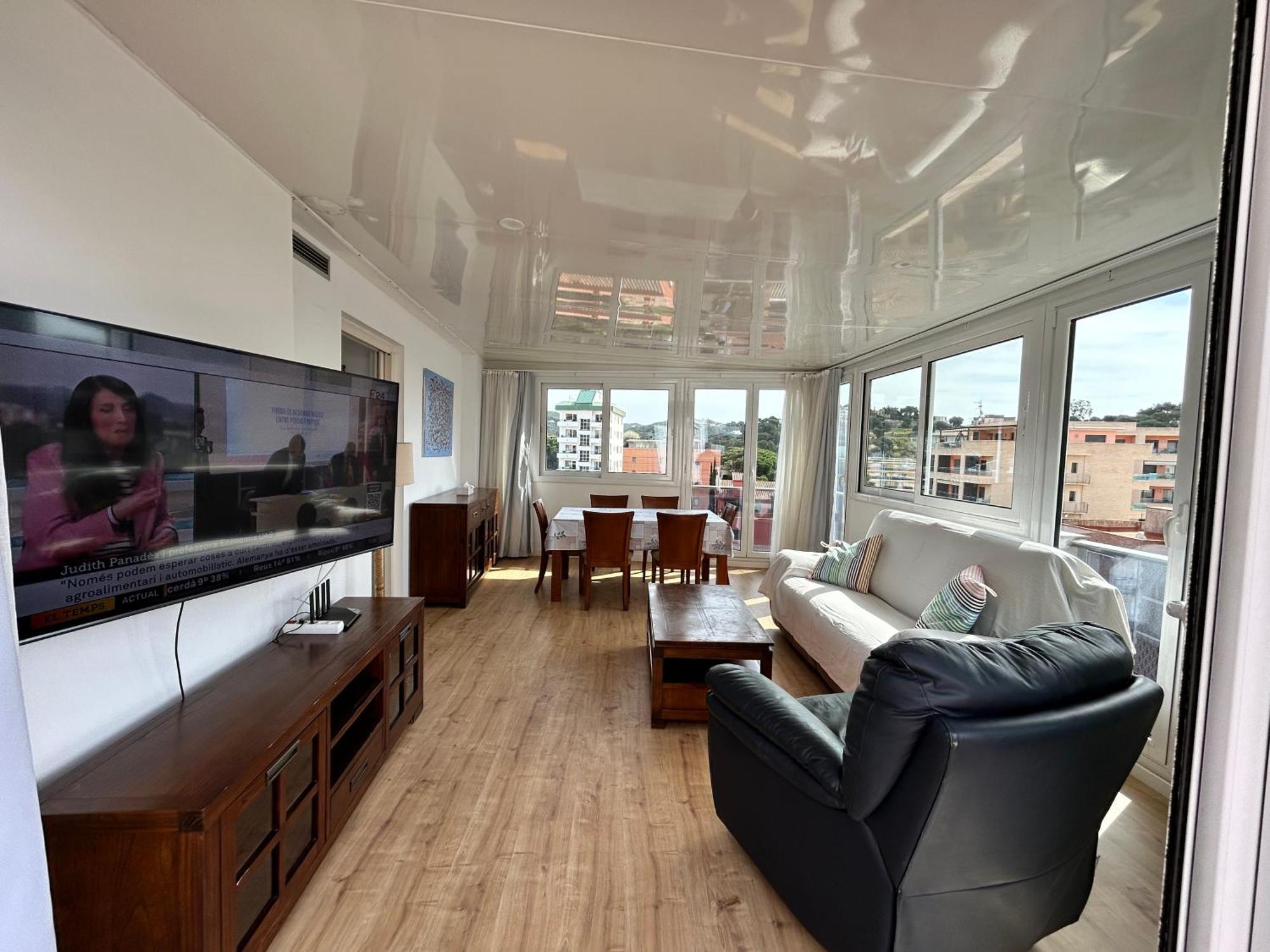 Apartaments Superiors Mtb Only Couples Lloret de Mar Eksteriør bilde