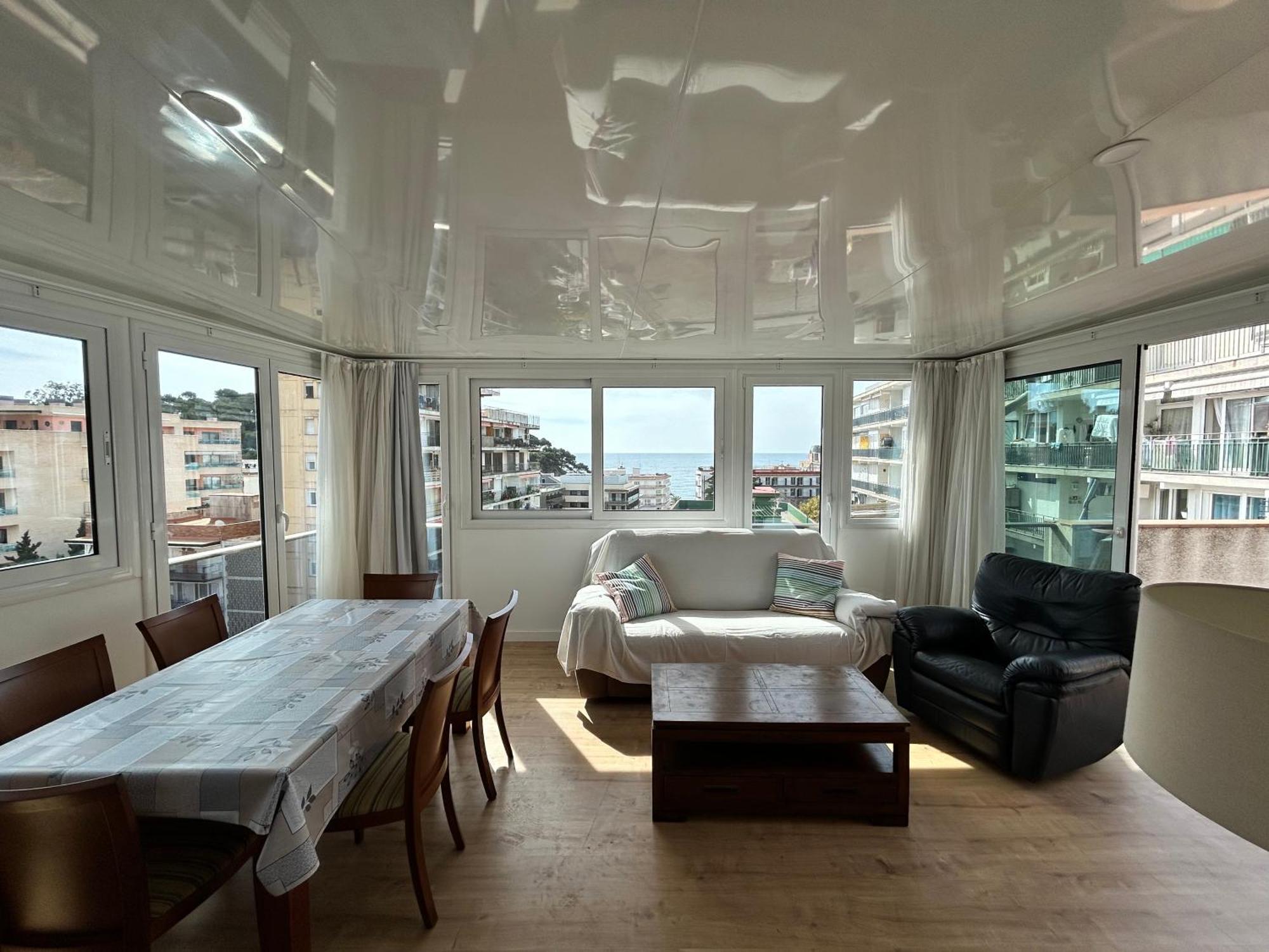 Apartaments Superiors Mtb Only Couples Lloret de Mar Eksteriør bilde