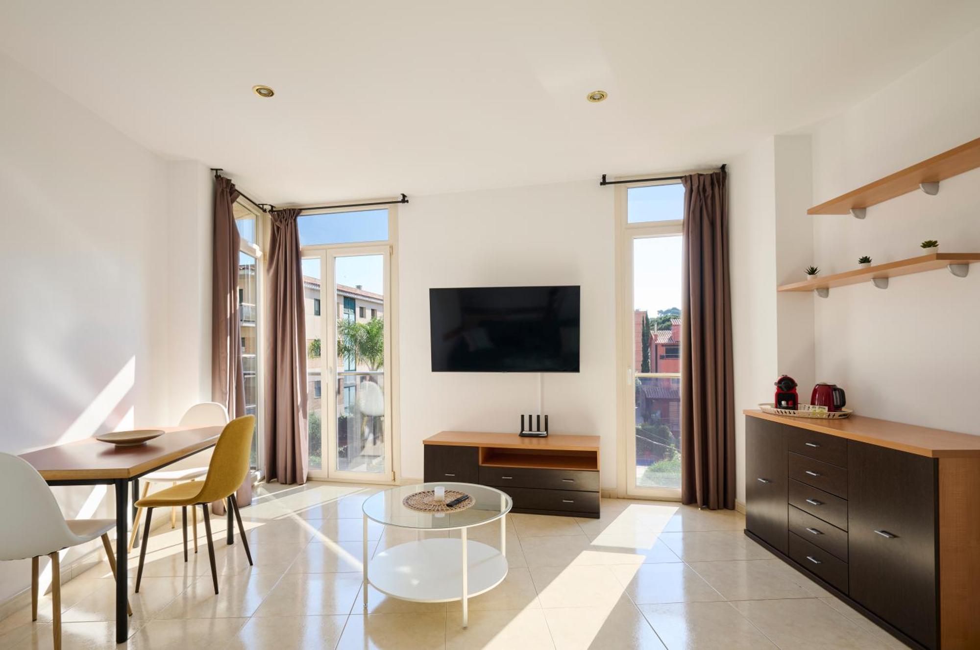 Apartaments Superiors Mtb Only Couples Lloret de Mar Eksteriør bilde