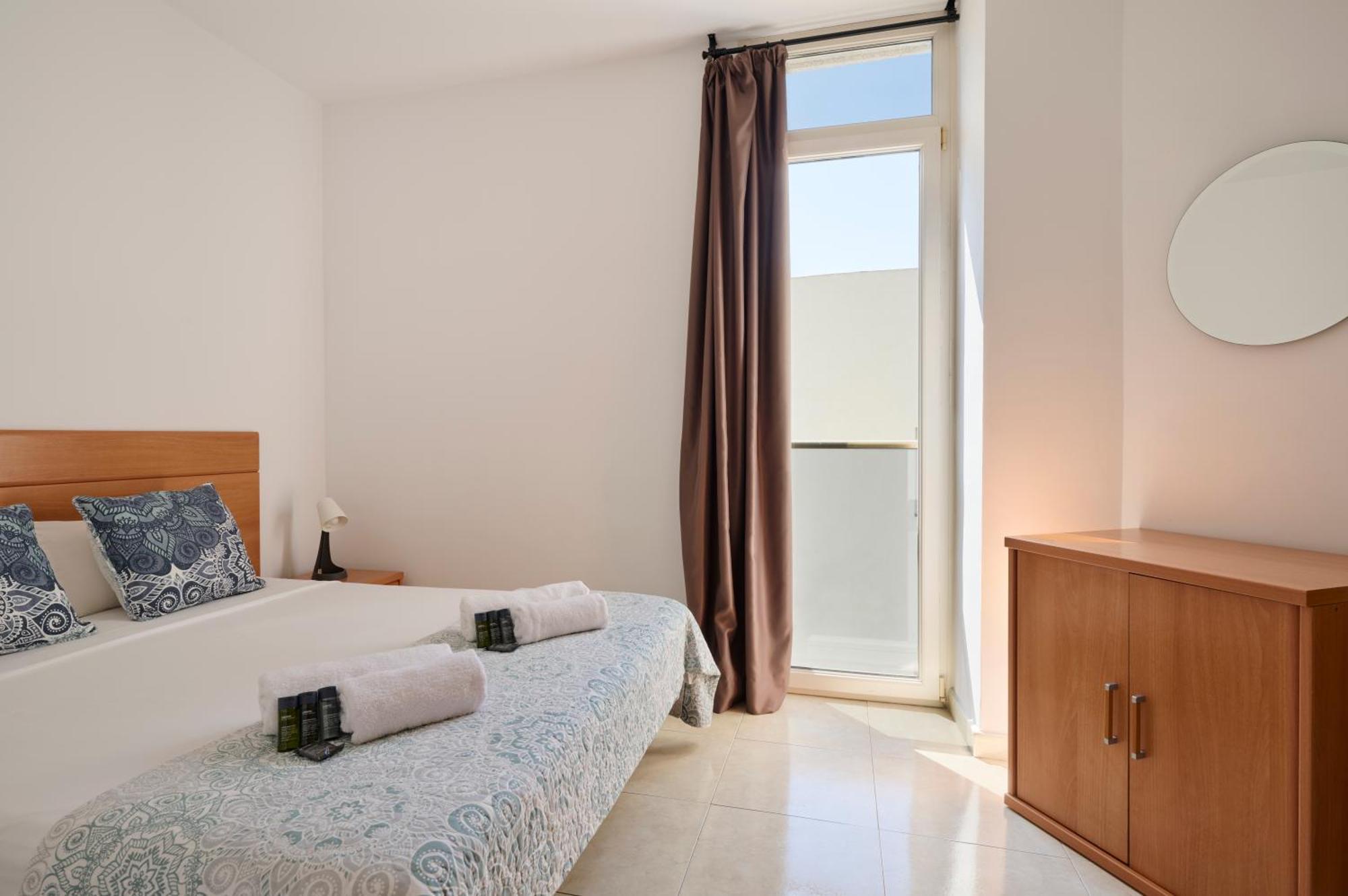 Apartaments Superiors Mtb Only Couples Lloret de Mar Eksteriør bilde